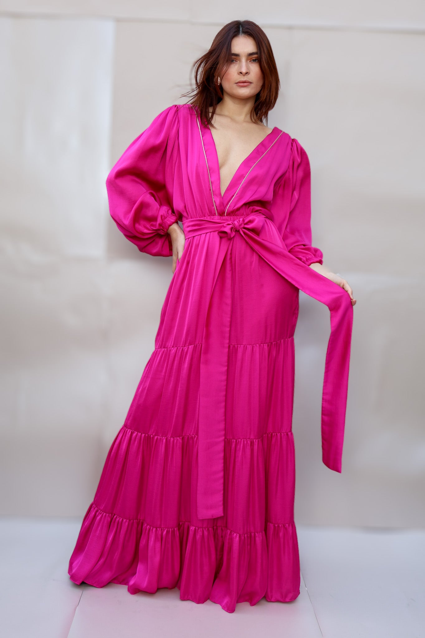 Vestido largo Fucsia de mangas abullonadas