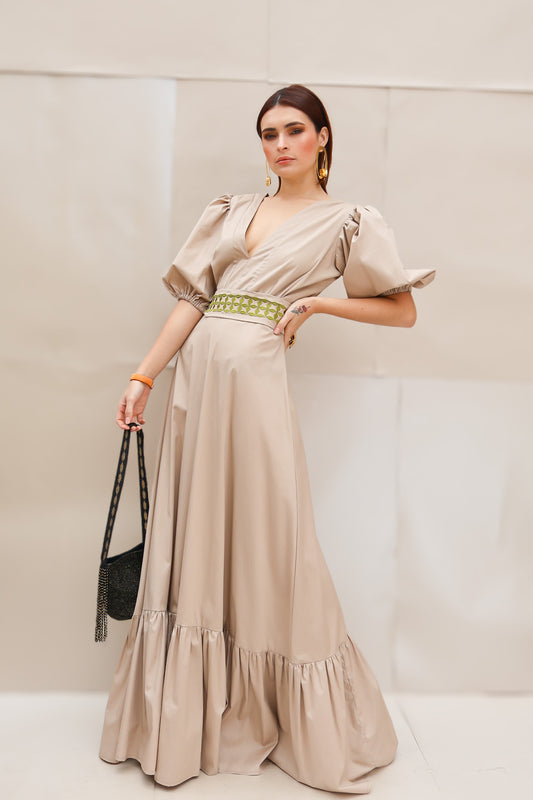vestido largo nude