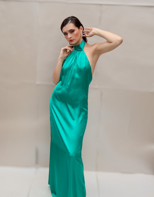 vestido verde esmeralda